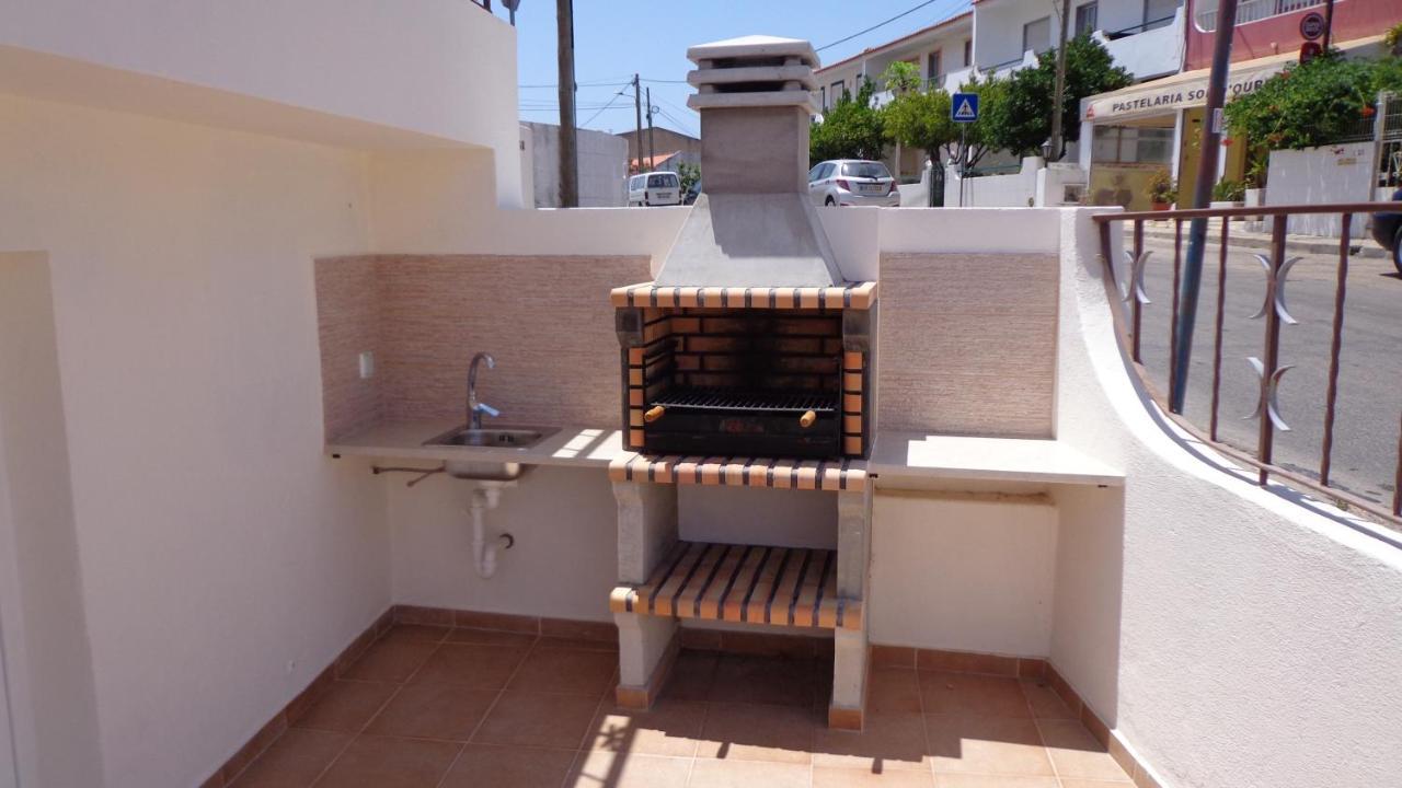 Nunes Apartments * Mexilhoeira da Carregacao